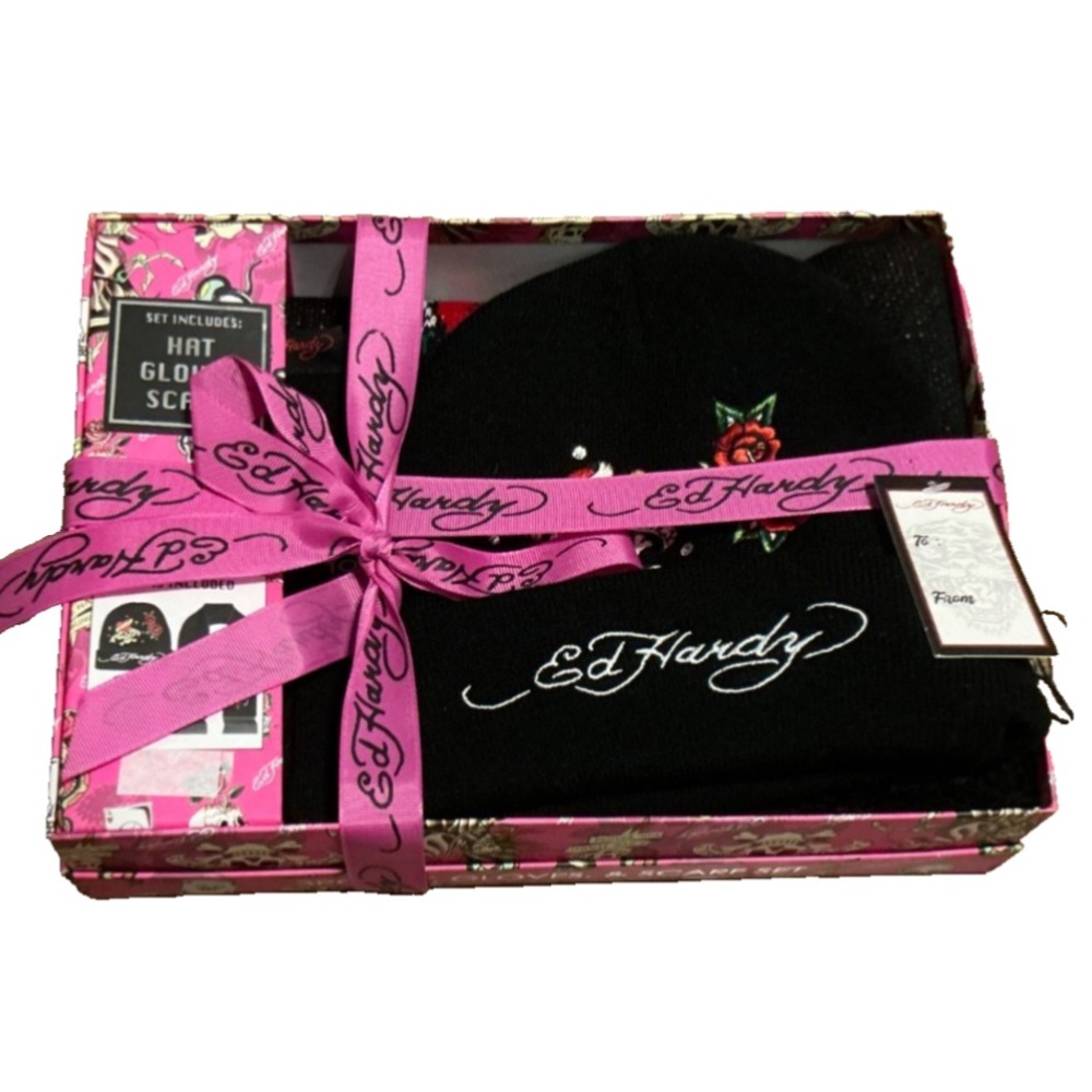 Ed Hardy Love Kills Slowly Bla Gloves Skull Rose Beanie Fringe Scarf 3Pc Set NEW